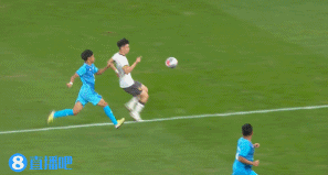 太强了!王钰栋造点自己选择主罚命中,U22国足4-0领先!