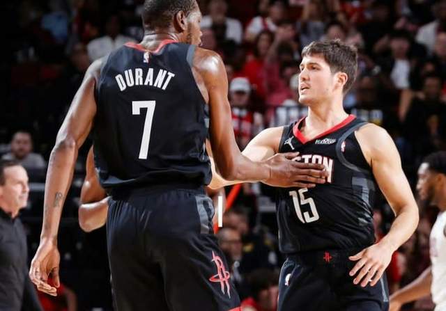 HTH Sports-14分2助攻，谢泼德再度冲击首发 火箭双进攻发起点 与杜兰特更搭